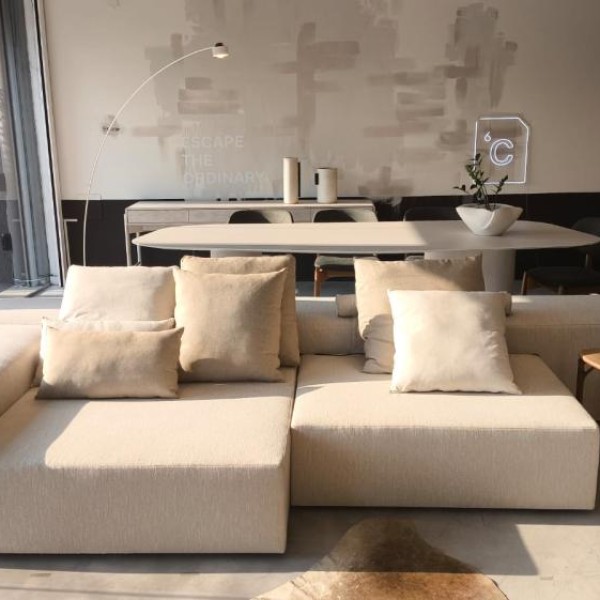 Sofá C14 Neo Retrátil