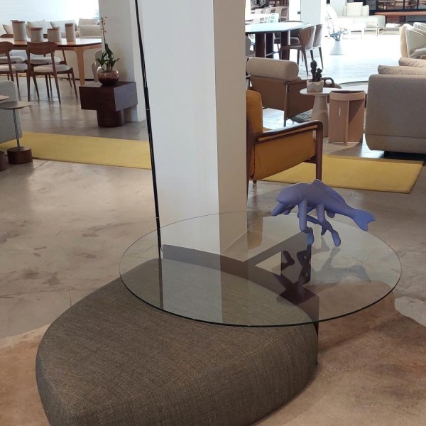 Mesa de centro C448 e Pufe 348